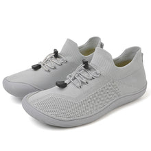 Lade das Bild in den Galerie-Viewer, draussenfeet barfuss strickschuhe 31545 hellgrau