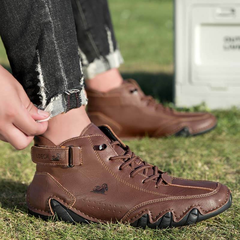 Herren Damen Warme Plüschschuhe Barfußschuhe Handgefertigte Hohe Stiefel Klettverschluss Beck-Schuhe Wasserdichtem Leder Lässige Turnschuhe Rutschfest Atmungsaktiv (Unisex)