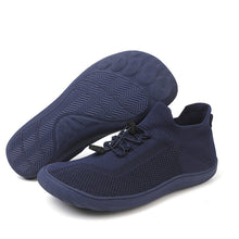 Lade das Bild in den Galerie-Viewer, draussenfeet barfuss strickschuhe 31545 dunkelblau
