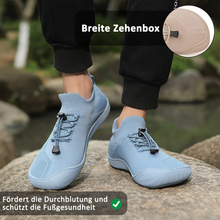 Lade das Bild in den Galerie-Viewer, draussenfeet barfuss strickschuhe 31545 hellblau
