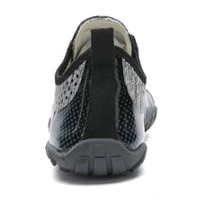 Lade das Bild in den Galerie-Viewer, draussenfeet barfussschuhe 31436 hell grau 
