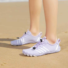 Lade das Bild in den Galerie-Viewer, Sommer Atmungsaktive Wasserschuhe Aquaschuhe Leicht Sportlich Barfußschuhe Rutschfest Outdoor Walking Minimalistisch (Unisex)

