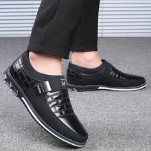 Cargar imagen en el visor de la galería, Casas de cuero real para hombres zapatos de ocio sin cañón
