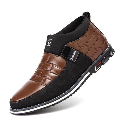 Herren Classic Business Casual Slip On Leder Stiefeletten (Schmale Schuhbreite, größere Größe empfohlen.)