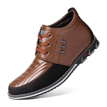 Lade das Bild in den Galerie-Viewer, Herren Mikrofaser Leder Niet Schnür Business Casual Stiefeletten (Schmale Schuhbreite, größere Größe empfohlen.)
