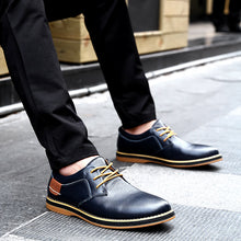 Cargar imagen en el visor de la galería, Marca para hombres casuales de cuero real de cuero oxford zapatos de ropa mocasines de moda
