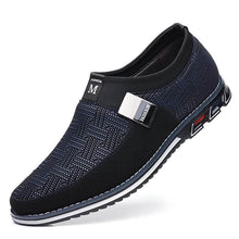 Lade das Bild in den Galerie-Viewer, Herren Wildleder Spleißen Metallschnalle Slip On Soft Sole Business Freizeitschuhe
