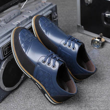 Lade das Bild in den Galerie-Viewer, Herren Mikrofaser Leder Spleißen Rutschfeste Weiche Business Casual Fahrschuhe
