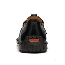 Load image into Gallery viewer, Men&#39;s hand seams, non -slip, large, soft sole, leather leisure shoes
