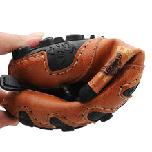 Load image into Gallery viewer, Men&#39;s Casual Fashion Comfortable High quality handmade leather driving shoes flat
