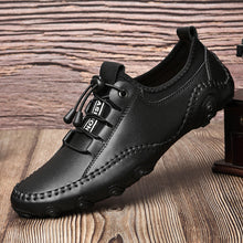 Load image into Gallery viewer, Men&#39;s handmade leather inheritance shoes casual driving shoes with soft soles
