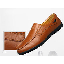Lade das Bild in den Galerie-Viewer, Herren Echtes Leder Männer Casual Mokassins Atmungs Slip auf Driving Schuhe Loafer
