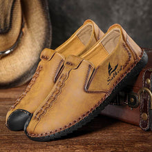 Lade das Bild in den Galerie-Viewer, Herren Micfofiber Leder tragbare weiche Sohle Slip-on Hand Nähen flache Schuhe

