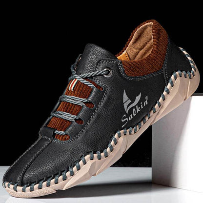 Zapatos de manejo de cuero casual sin cañón para hombres con costuras de mano