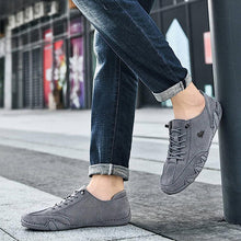 Lade das Bild in den Galerie-Viewer, draussenfeet handgefertigte lederschuhe 31473 grau
