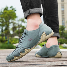 Lade das Bild in den Galerie-Viewer, draussenfeet handgefertigte lederschuhe 31473 grun

