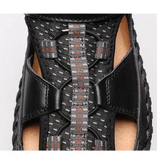 Cargar imagen en el visor de la galería, Los hombres cómodos sandalias están vaciando zapatos de cuero hechos a mano
