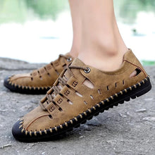 Lade das Bild in den Galerie-Viewer, Sommer Männer Freizeitschuhe Turnschuhe Handgemachte atmungsaktive Männer Schuhe Luxus Marke Leder Herren Slipper Mokassins
