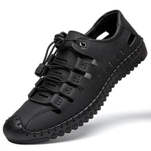 Lade das Bild in den Galerie-Viewer, Herren Sandalen tragen weiche Sohle Leder Lochschuhe Rindsleder lässige Hohlsandalen
