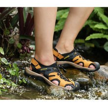 Lade das Bild in den Galerie-Viewer, draussenfeet handgefertigte lederschuhe sandalen hausschuhe 31407 gelbbraun
