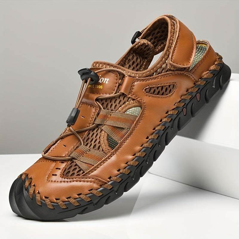 Trendige atmungsaktive Mesh-Sandalen für Herren mit verstellbarem lässige Outdoor-Wanderschuhe