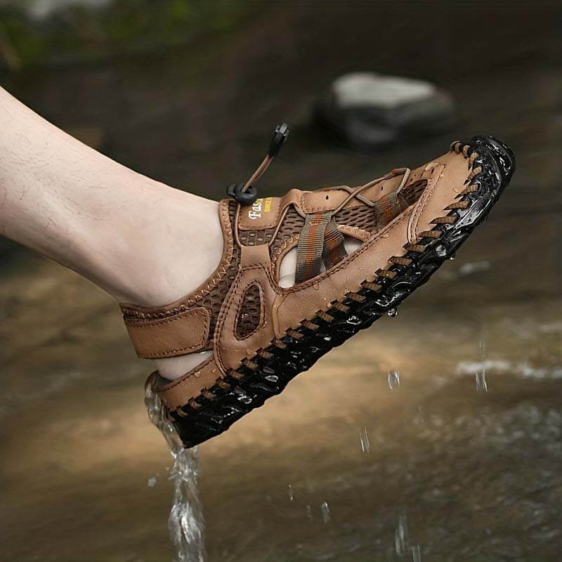 Trendige atmungsaktive Mesh-Sandalen für Herren mit verstellbarem lässige Outdoor-Wanderschuhe