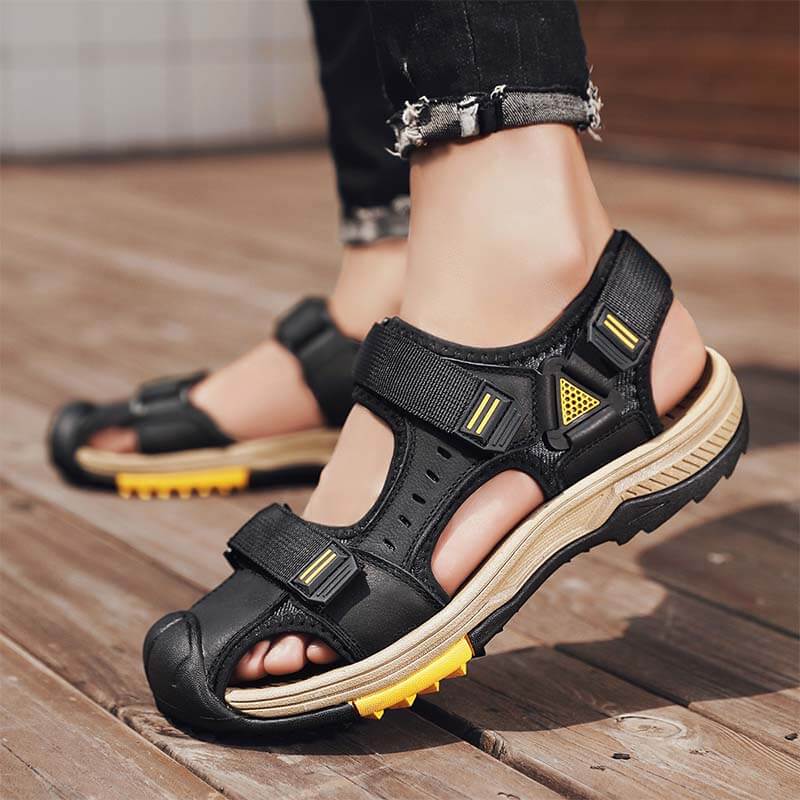 Herren Sommer Outdoor rutschfeste geschlossene Ledersandalen Casual Beach Schuhe