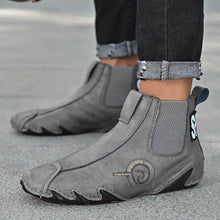 Lade das Bild in den Galerie-Viewer, Herren Leder Atmungsaktive Handnähte Weiche Octopussy Sohle Slip On Trendige Freizeitschuhe
