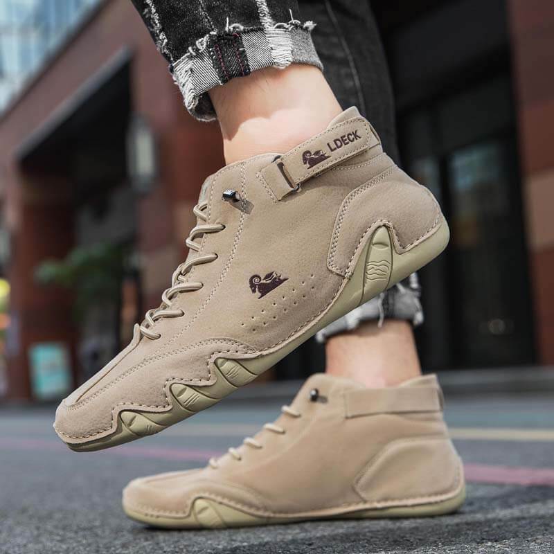 Herren Damen Warme Plüschschuhe Barfußschuhe Handgefertigte hohe Stiefel aus Wildleder mit Klettverschluss Beck-Schuhe aus wasserdichtem Leder, lässige Turnschuhe, rutschfest, atmungsaktiv (Unisex)