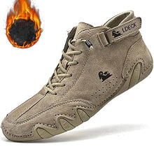 Lade das Bild in den Galerie-Viewer, Herren Damen Warme Plüschschuhe Barfußschuhe Handgefertigte hohe Stiefel aus Wildleder mit Klettverschluss Beck-Schuhe aus wasserdichtem Leder, lässige Turnschuhe, rutschfest, atmungsaktiv (Unisex)
