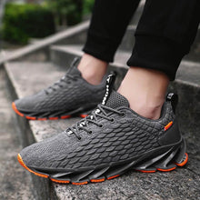 Lade das Bild in den Galerie-Viewer, Fashion Running Atmungsaktive Sport Blade Sneakers
