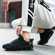 Lade das Bild in den Galerie-Viewer, Fashion Running Atmungsaktive Sport Blade Sneakers
