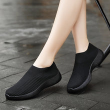 Lade das Bild in den Galerie-Viewer, draussenfeet strickschuhe 31536 schwarz
