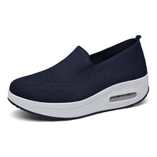 Lade das Bild in den Galerie-Viewer, draussenfeet strickschuhe 31538 blau
