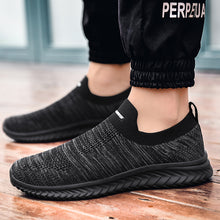 Lade das Bild in den Galerie-Viewer, draussenfeet strickschuhe 31556 schwarz und grau

