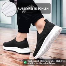 Lade das Bild in den Galerie-Viewer, draussenfeet strickschuhe 31556 schwarz und weiss
