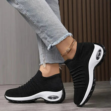 Lade das Bild in den Galerie-Viewer, draussenfeet strickschuhe 31557 schwarz und weiss
