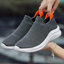 Lade das Bild in den Galerie-Viewer, draussenfeet strickschuhe 31572 grau
