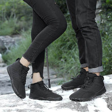 Lade das Bild in den Galerie-Viewer, Caspar Pro – Rutschfester &amp; Wasserdichter Barfußschuh für den Winter (Unisex)
