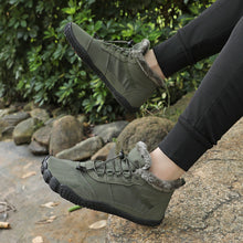 Lade das Bild in den Galerie-Viewer, draussenfeet winter barfussschuhe schneestiefel 31455 armeegrun
