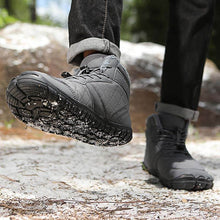 Lade das Bild in den Galerie-Viewer, Herbst &amp; Winter Outdoor Barfuß Schneestiefel Wasserdicht Rutschfest Plüsch Futter Wanderschuhe Schuhe (Unisex)
