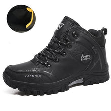 Lade das Bild in den Galerie-Viewer, Herren Wasserdichte Leder Turnschuhe Super Warm Outdoor High-Top Wanderschuhe Arbeitsschuhe Winter Schneeschuhe
