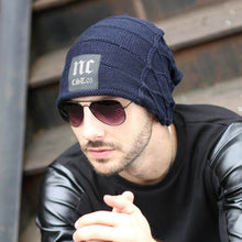Lade das Bild in den Galerie-Viewer, Herren Winter Plus Samt Warme Strickmütze Lässig NC Letter Solid Skullies Beanie Hat
