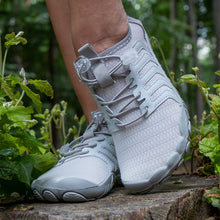Lade das Bild in den Galerie-Viewer, draussenfeet barfussschuhe 31435 grau 
