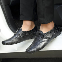 Lade das Bild in den Galerie-Viewer, draussenfeet handgefertigte lederschuhe 116566 schwarz
