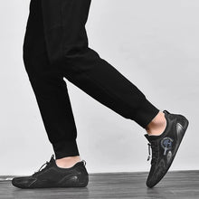 Lade das Bild in den Galerie-Viewer, draussenfeet handgefertigte lederschuhe 31132 schwarz
