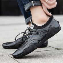 Lade das Bild in den Galerie-Viewer, draussenfeet handgefertigte lederschuhe 31223 schwarz
