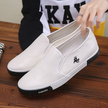 Lade das Bild in den Galerie-Viewer, draussenfeet handgefertigte lederschuhe 31264 weiss
