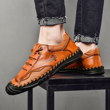 Lade das Bild in den Galerie-Viewer, draussenfeet handgefertigte lederschuhe 31346 rotbraun
