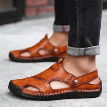 Lade das Bild in den Galerie-Viewer, draussenfeet handgefertigte lederschuhe sandalen hausschuhe 31140 rotbraun
